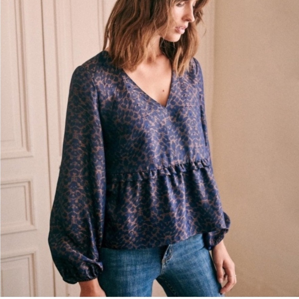 Sezane Sz 36 / 4 Bianca Blouse Jacquard Blue Leopard Ruffle